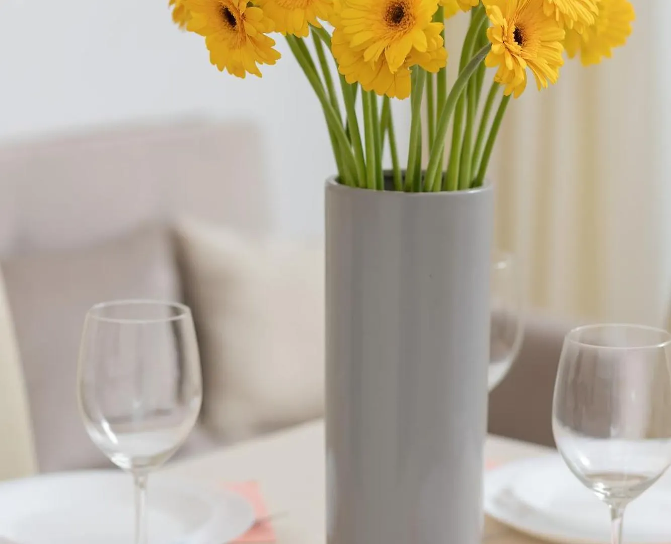 Bright Apartment Warsaw Srodmiescie By Noclegi Renters